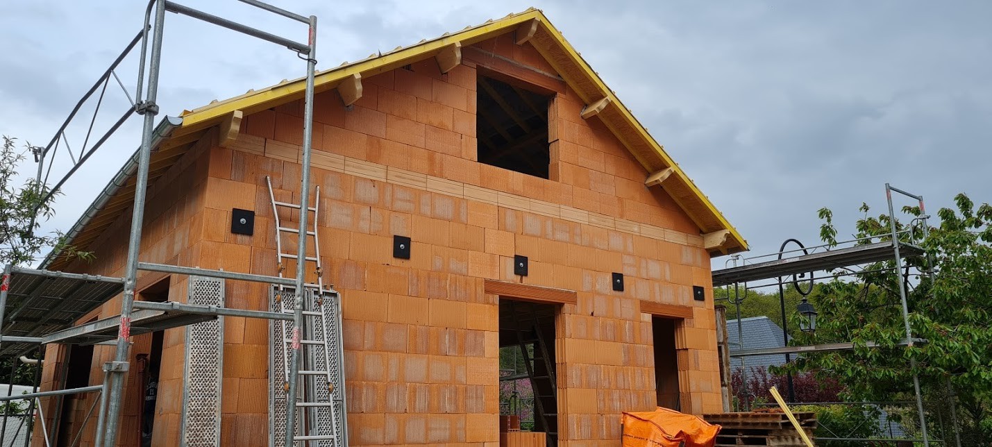 Agrandissement brique isolante collee charpente traditionnelle 21 