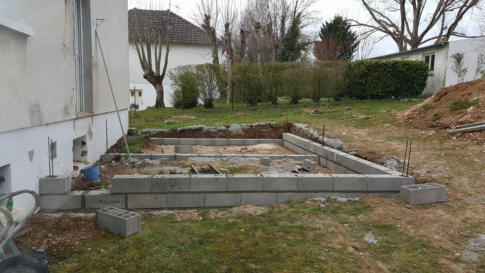 Création d'une terrasse avec pose carrelage. (09)